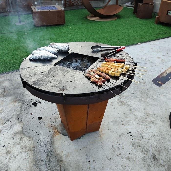 Retro Design Backyard Bbq Grill Steel Bbq Grill