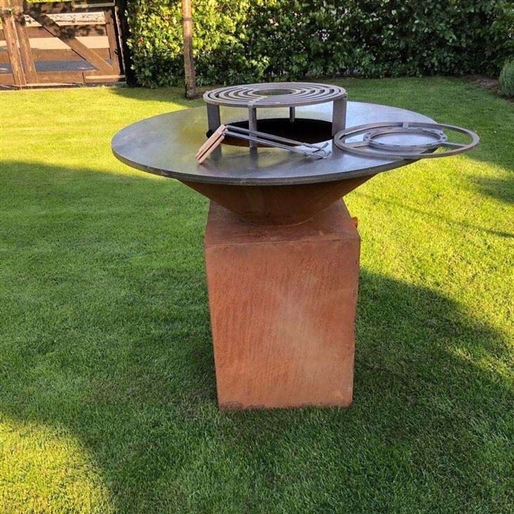 Barbecue Grill Fire Pit